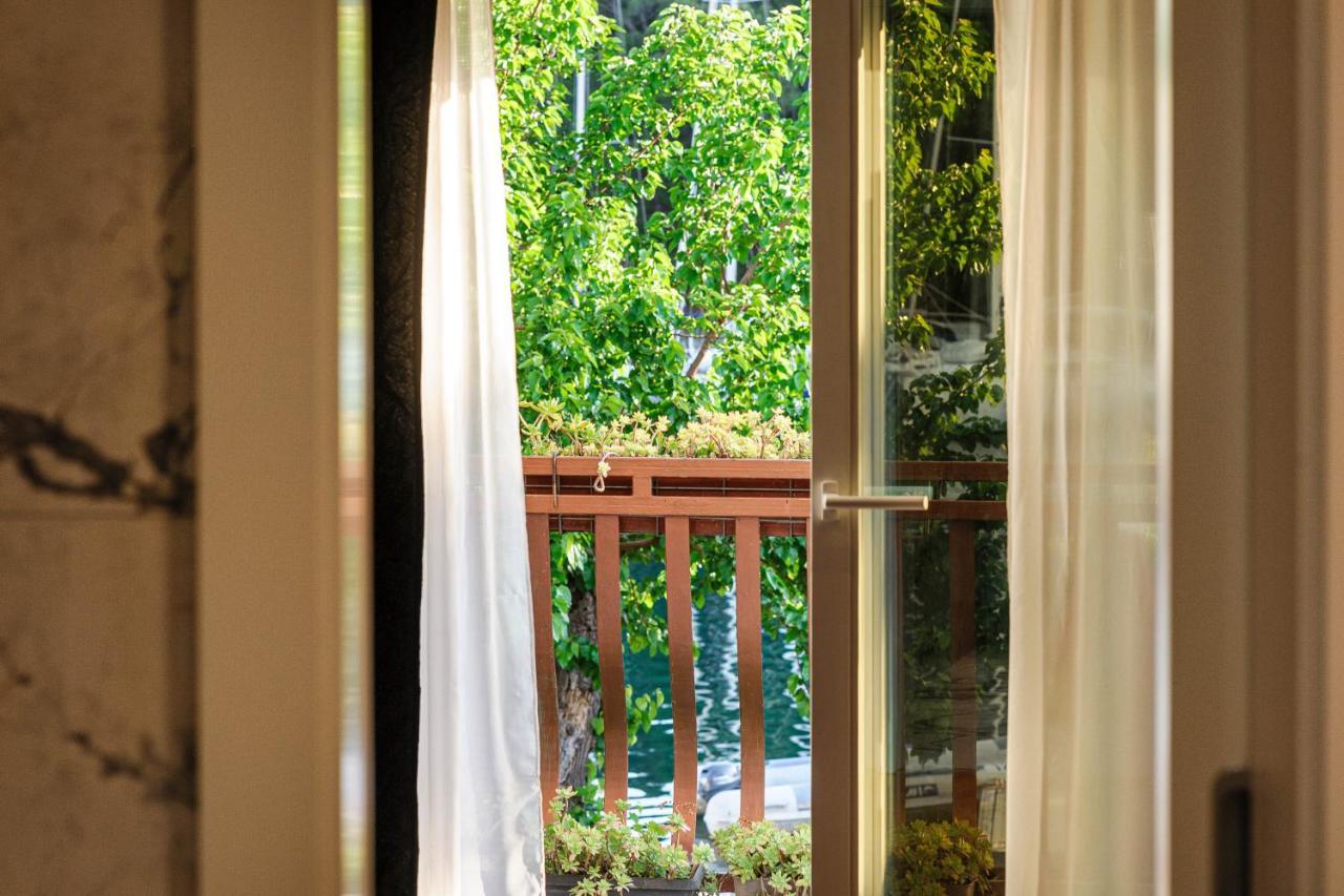Wine Garden Rooms 斯克拉丁 外观 照片