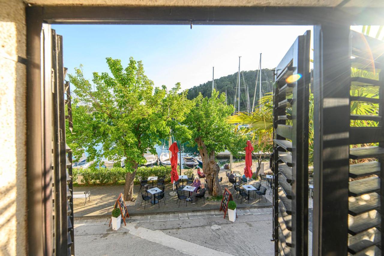 Wine Garden Rooms 斯克拉丁 外观 照片