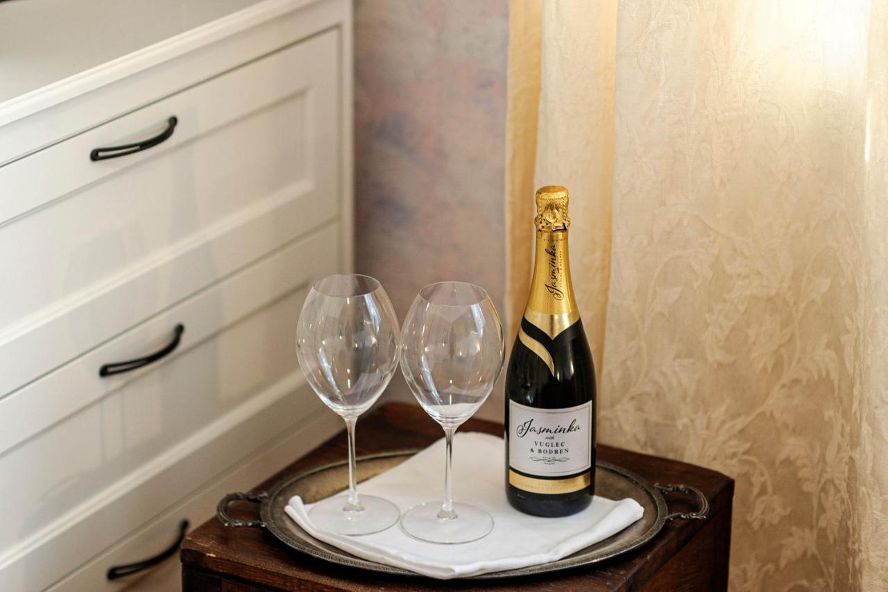 Wine Garden Rooms 斯克拉丁 外观 照片